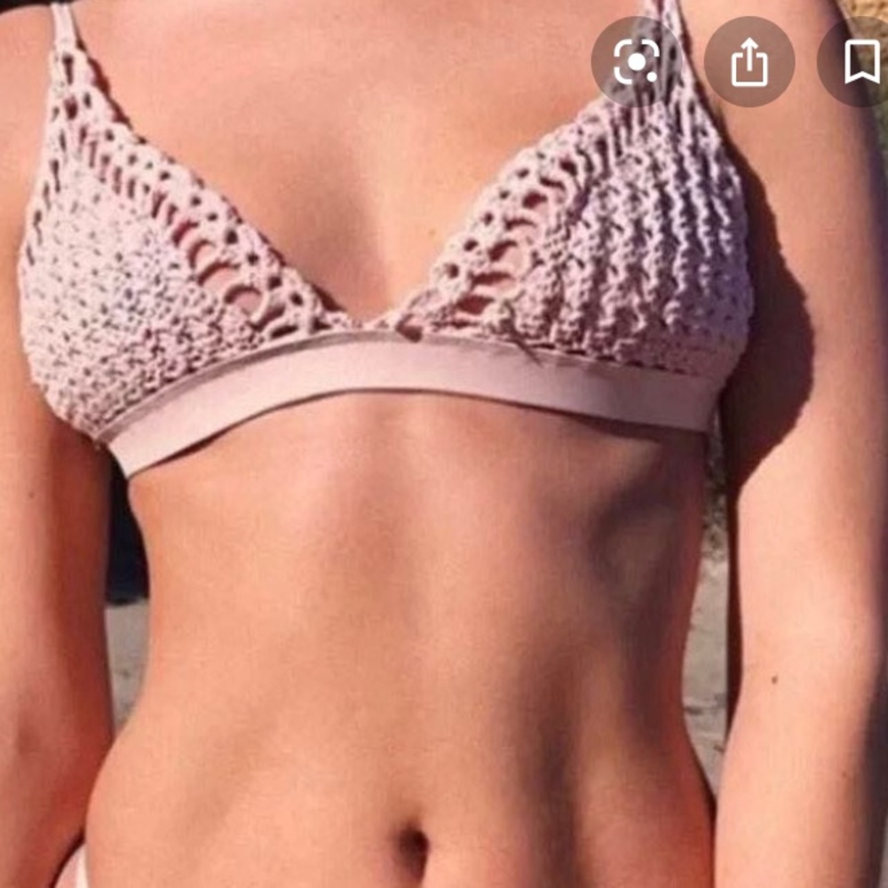 Frankies bikini top